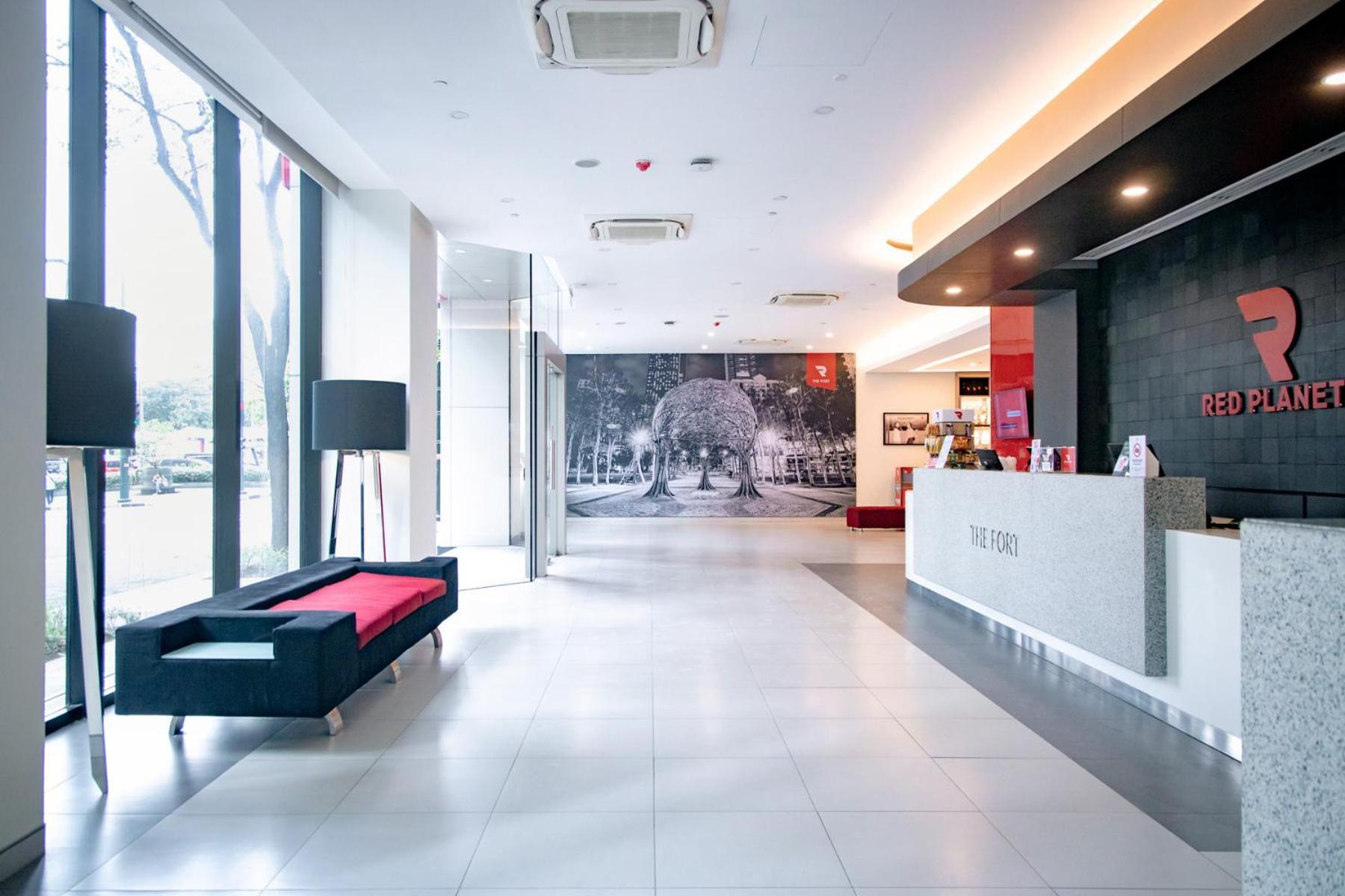 Red Planet Bgc The Fort Тагиг Экстерьер фото