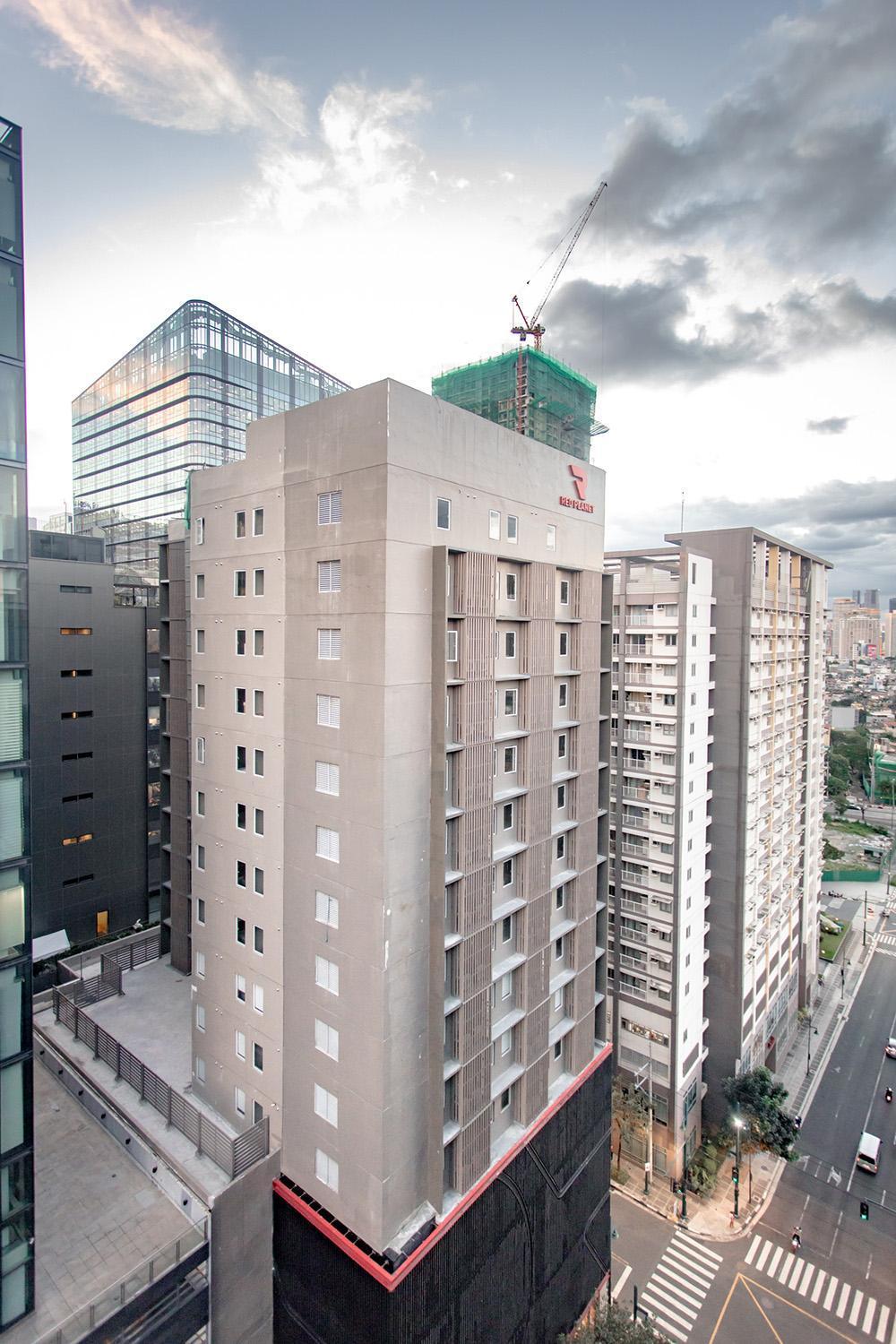 Red Planet Bgc The Fort Тагиг Экстерьер фото